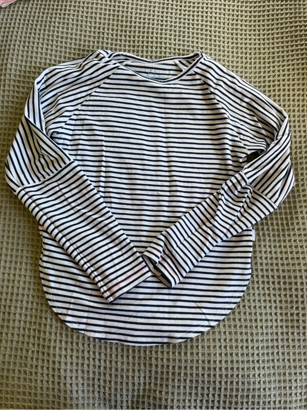 Vineyard Vines White & Navy Striped Long-Sleeve Tee
